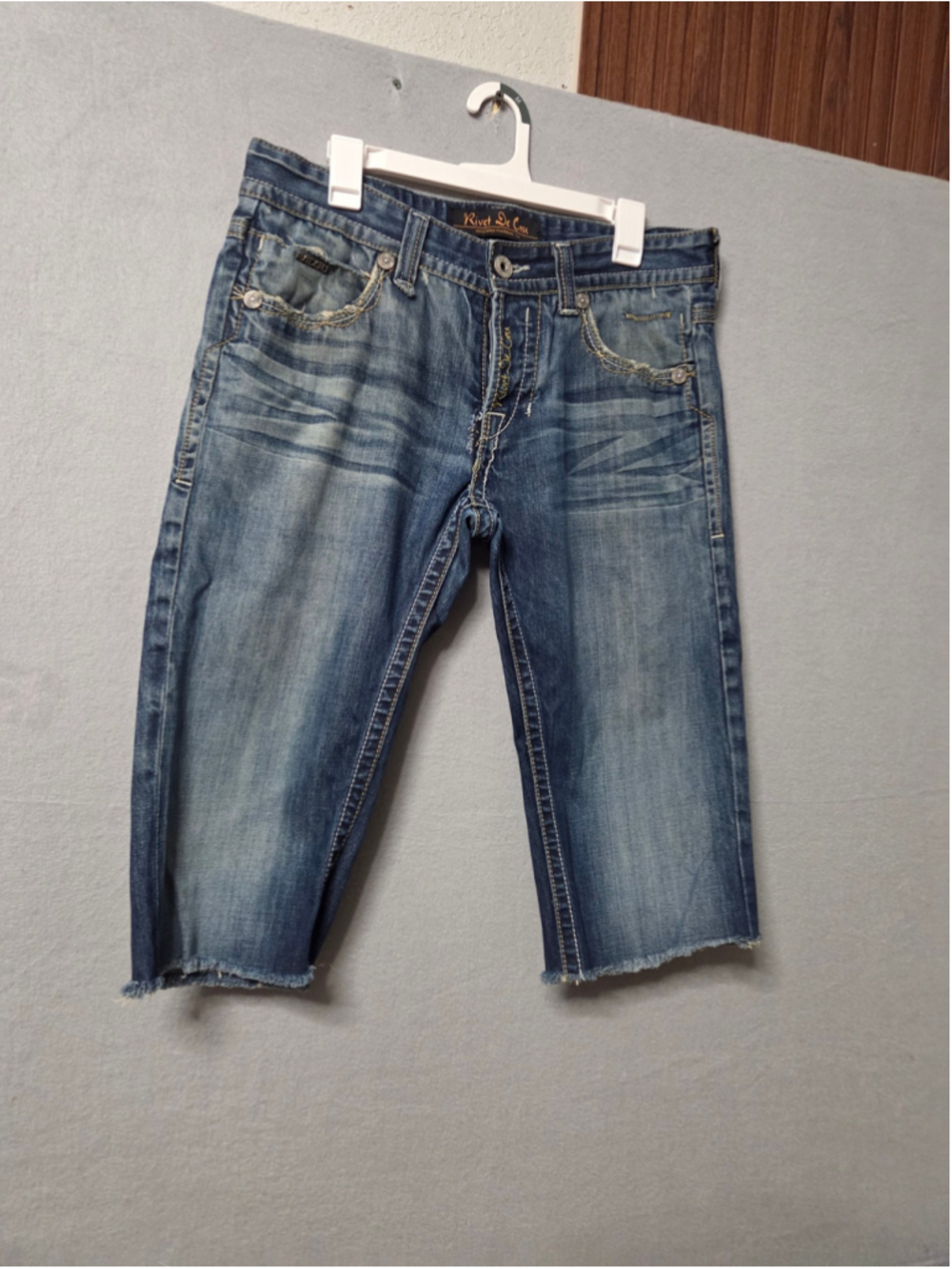 Rivet De Cru Jean Shorts Size 32 Blue White Distressed Raw Hem